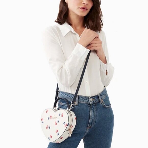 Kate Spade Love Shack CHERRY Printed HEART Crossbody Bag Top Handle Cherries EUC - Picture 6 of 10